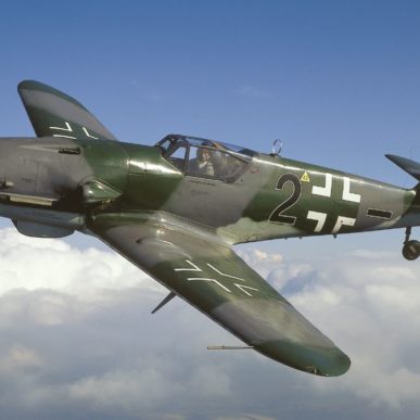 Messerschmitt BF-109 <span class="focuspoint2">G</span> <b>1/3 </b>